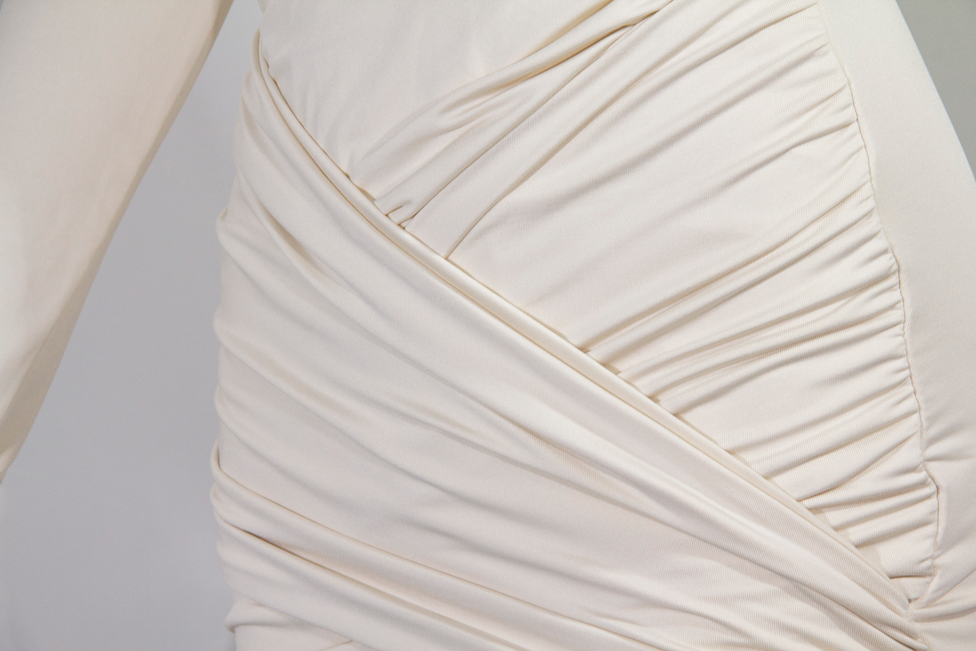 Buy Women's Clothing Online | Buy Trending Dresses for Women