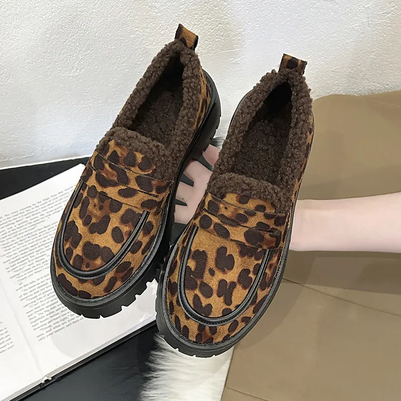 Plus Size Fleece Lined Loafers Leopard Print British Style - Yellow