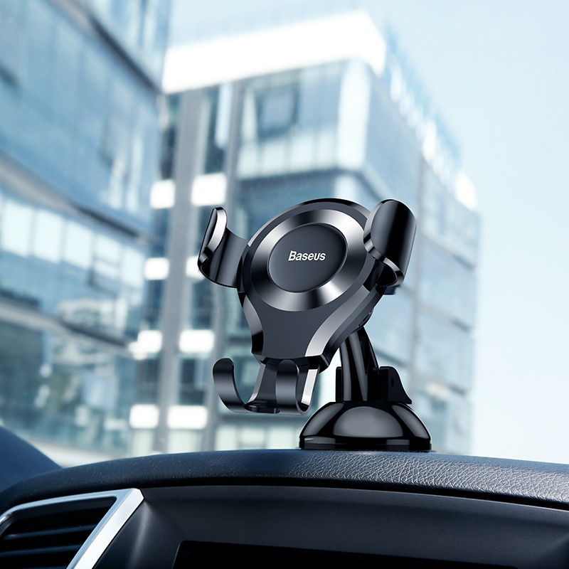 Suction Cup Gravity Vehicle-mounted Phone Holder 65-inch Mobile Phone Universal