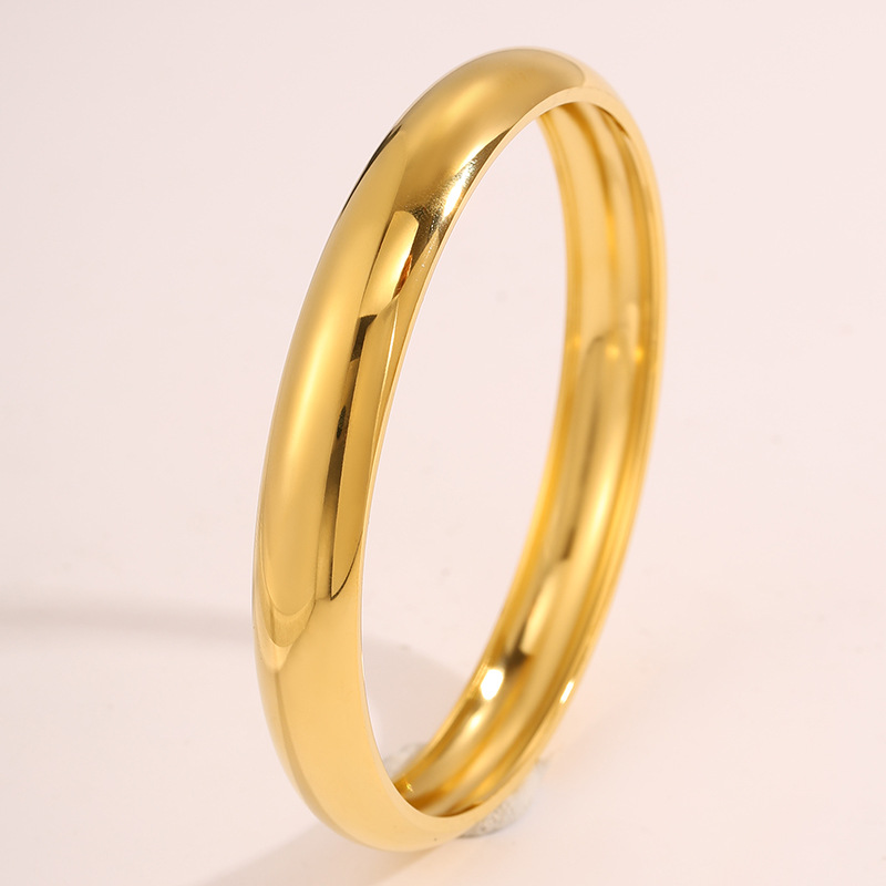 Moms Non-fading Titanium Steel Bracelet Round Bangle