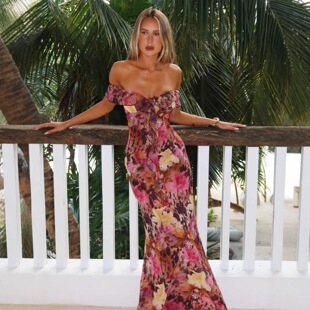 Elegant Summer Dress Image 10