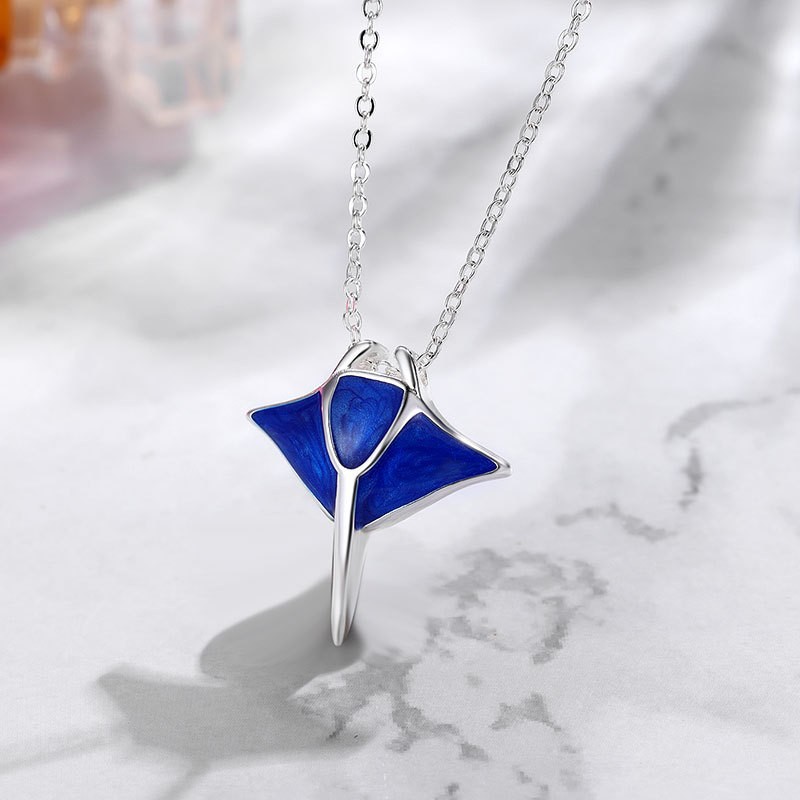 Womens Nautical-Style Manta Ray Pendant Necklace