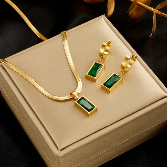 Blade Chain Advanced Sense Of Light Luxury Emerald Zircon Pendant Necklace And Earrings Suite - Shop at LoveMi