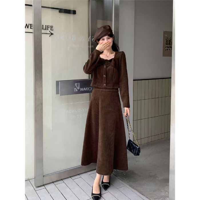 Buy Women's Clothing Online | Buy Trending Dresses for Women