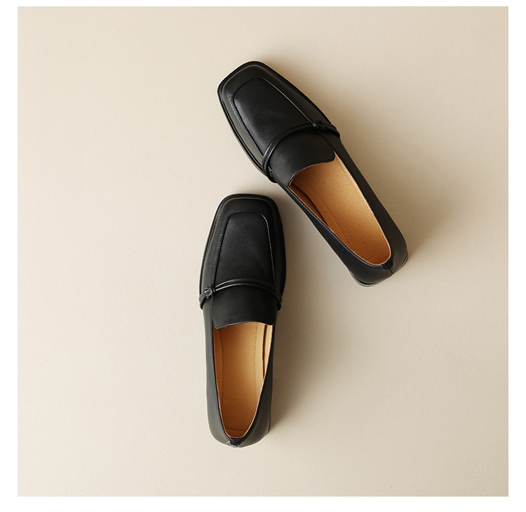 Women’s Retro Minimalist Mid-Heel Leather Shoes