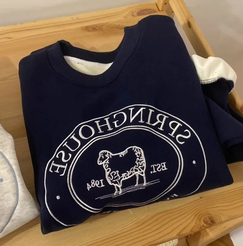 Embroidered Lamb Round Neck Long Sleeve Fleece Pullover - Blue