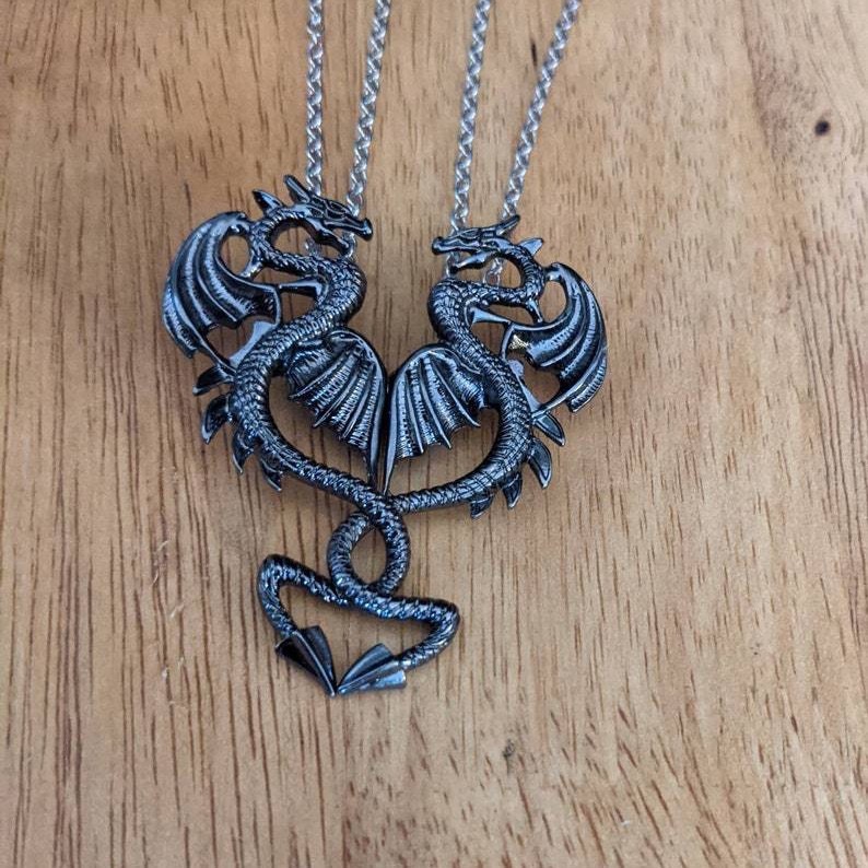 Retro Shuangsheng Longba Couple Pendant