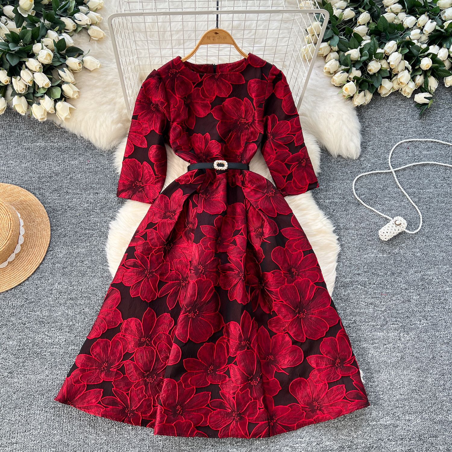 High-end Elegant Waist-tight Slimming Round Neck Five-quarter Sleeve Heavy Industry Jacquard Swing Puffy Dress