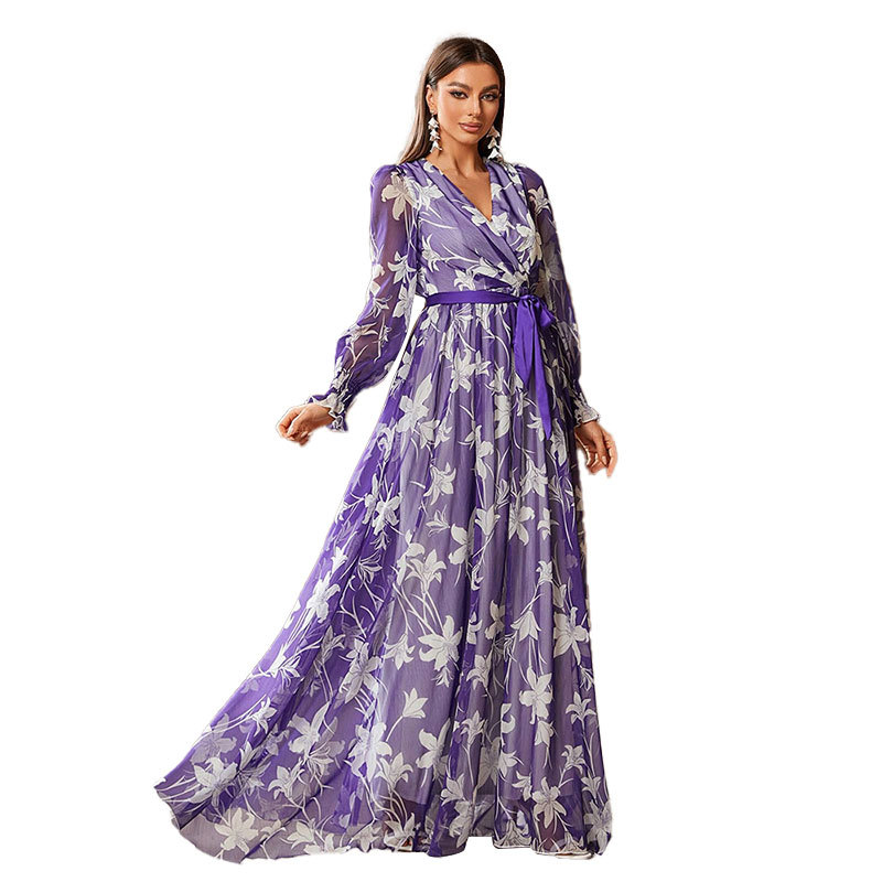 Women's Slim Bohemian V-neck Lantern Sleeve Sweet Dress