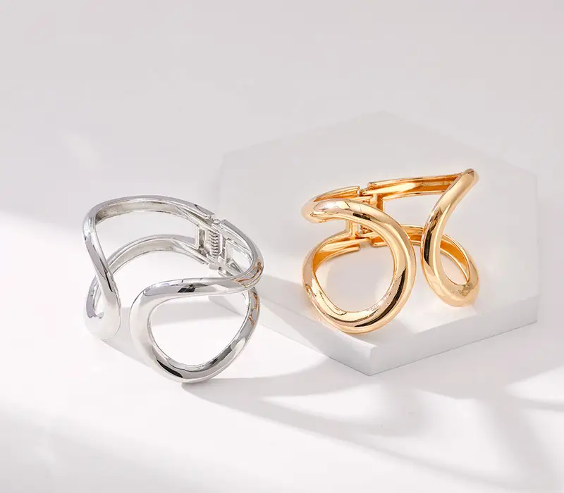 Women's Hollow Arc Double Ring Open-ended Bracelet