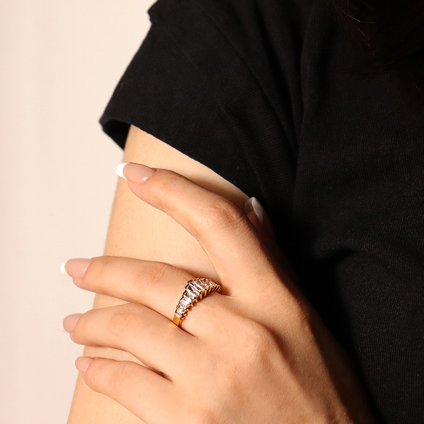 Irregular Rectangular Zircon Ring For Women
