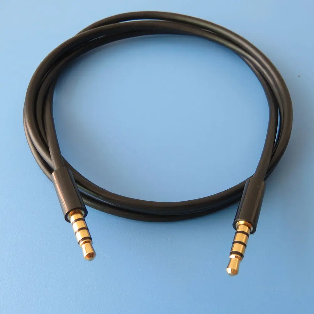 Public-to-public 4-section Universal Car Audio Cable