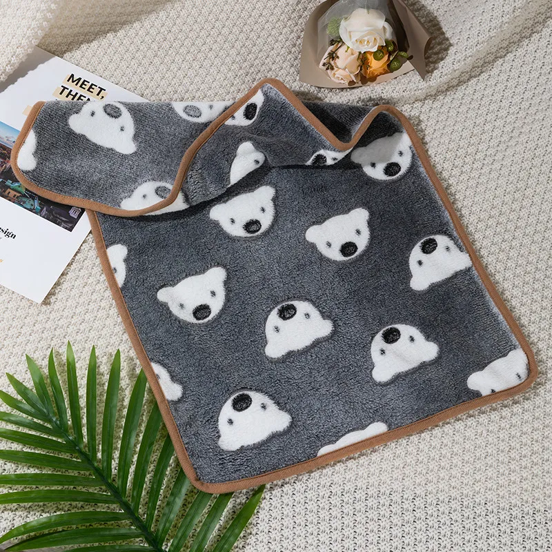 Four Seasons Blanket Thermal Coral Fleece Paw Print Dogs And Cats - White Bear Head