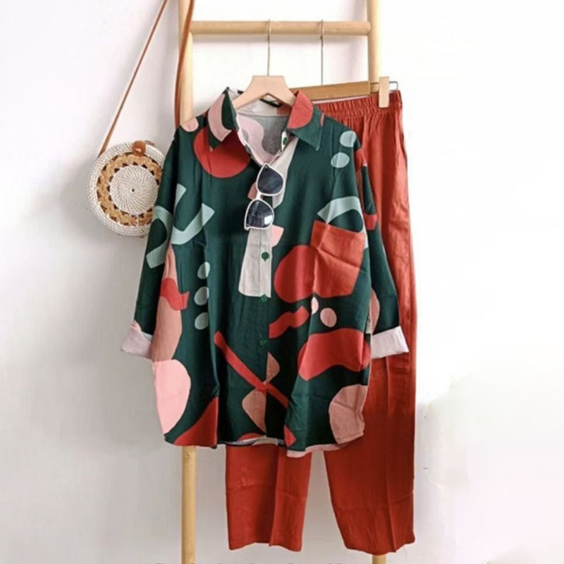 Oversized Loose-fitting Pattern Print Lapel Cardigan Suit - Image 6