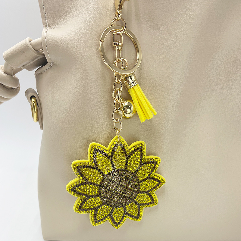 Creative Diamond-studded Sunflower Keychain Sunflower Bag Charm 3