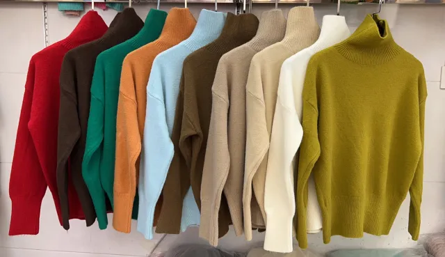 Women's Loose And Simple Pullover Solid Color Sweater Olive Green - Shop at LoveMi