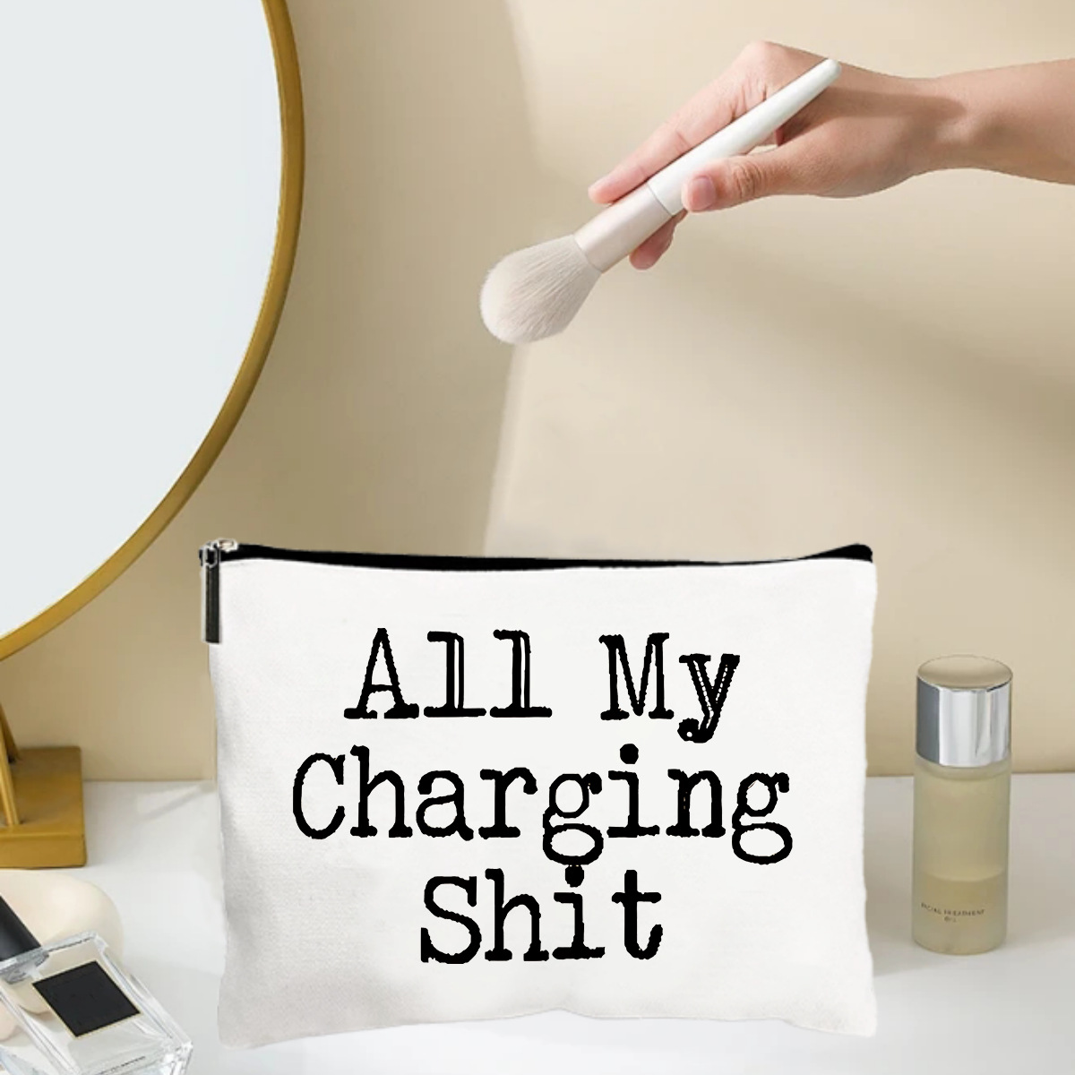 https://cf.cjdropshipping.com/quick/product/f6934175-39cf-4b4c-93d8-c400bffd41de.jpg