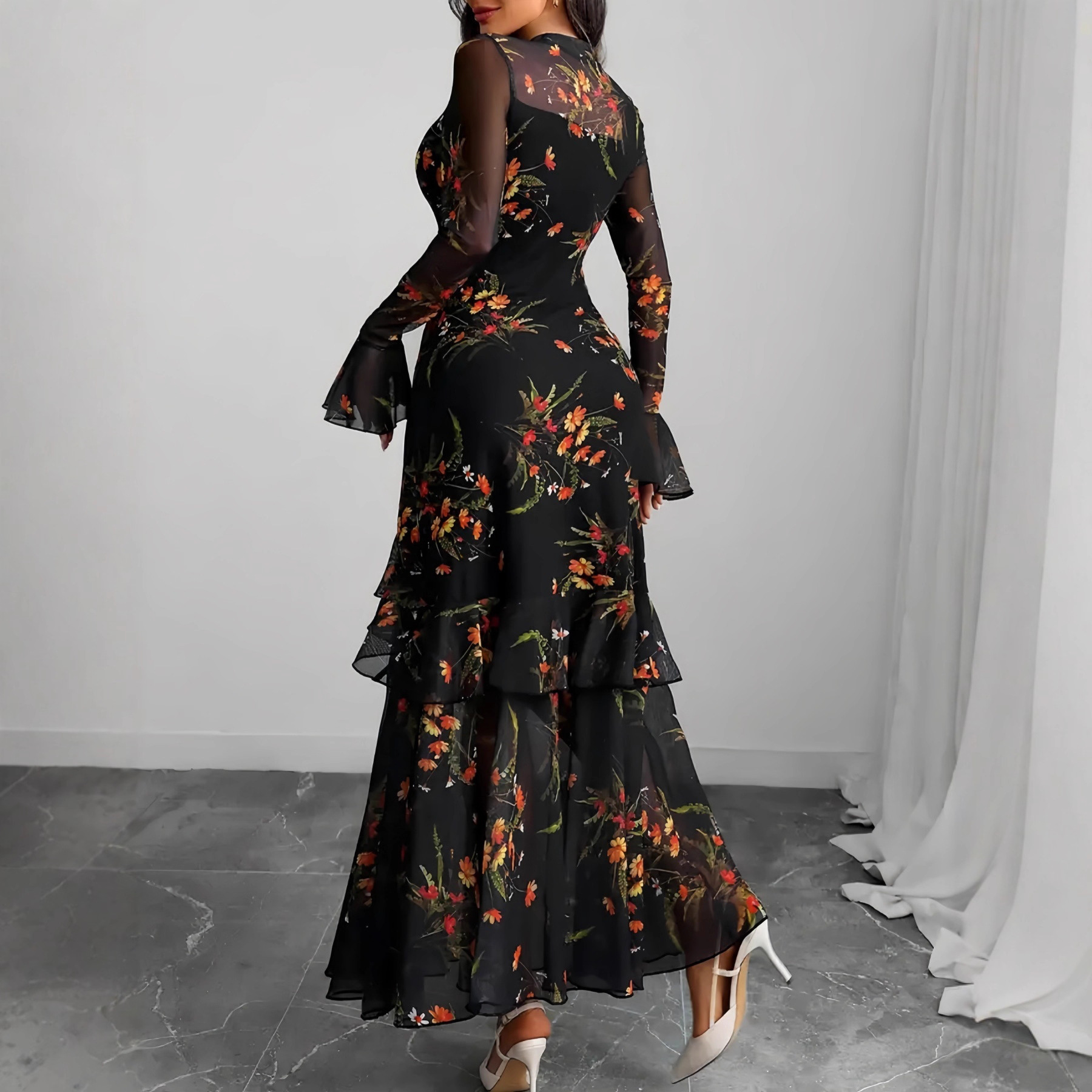 Women's Floral Dress Set With Suspenders - Image 4