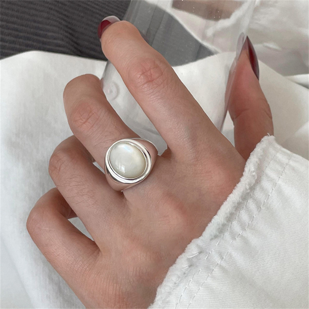 New Versatile Pearl Ring For Women