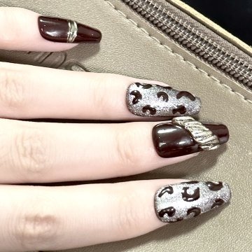 Կարճ կրելի արհեստական եղունգներ՝ ընձառյուծային պրինտով, 10 հատ