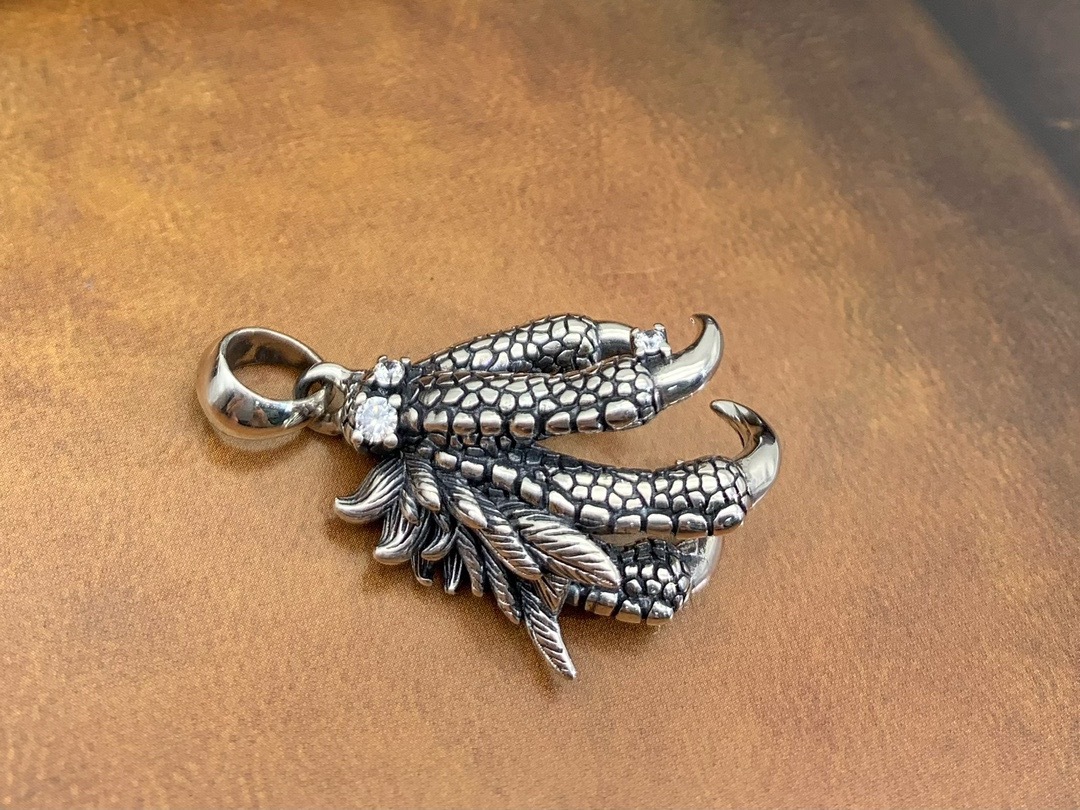 S925 Sterling Silver Vintage Thai Silver Ornament Dragon Claw Scale Pendant