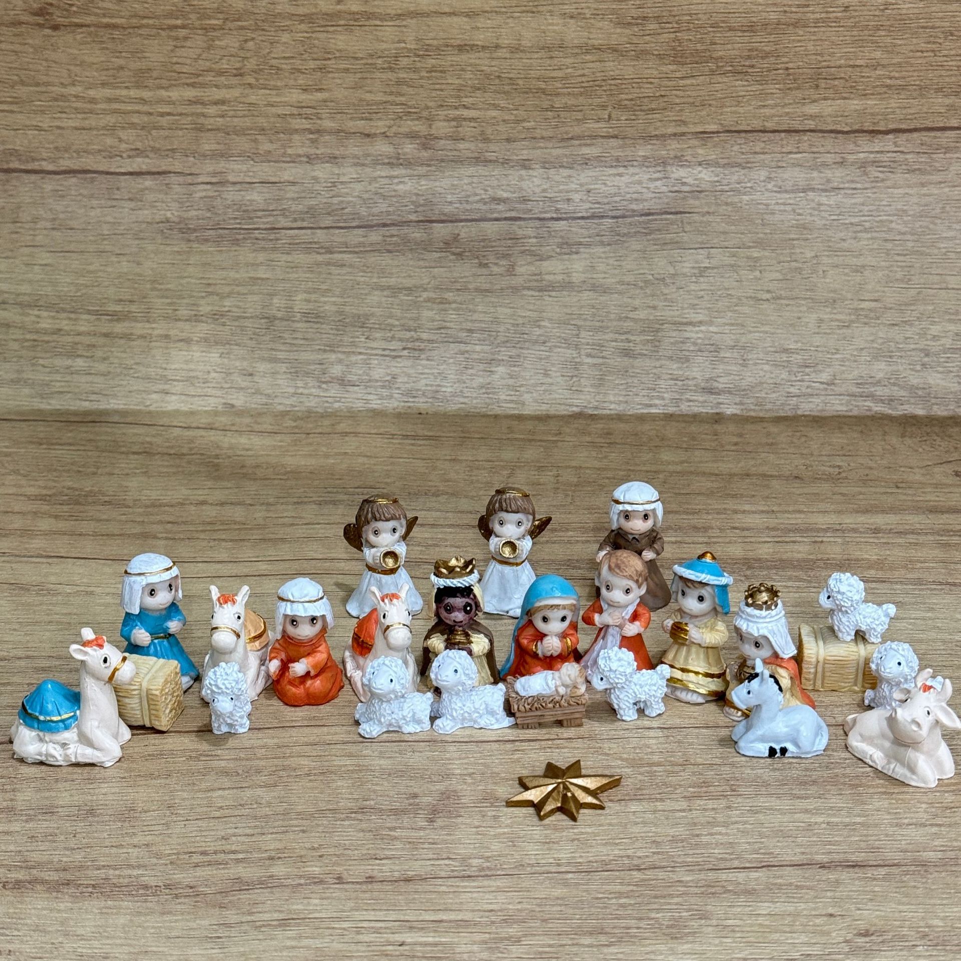 Nativity Manger Accessory Set
