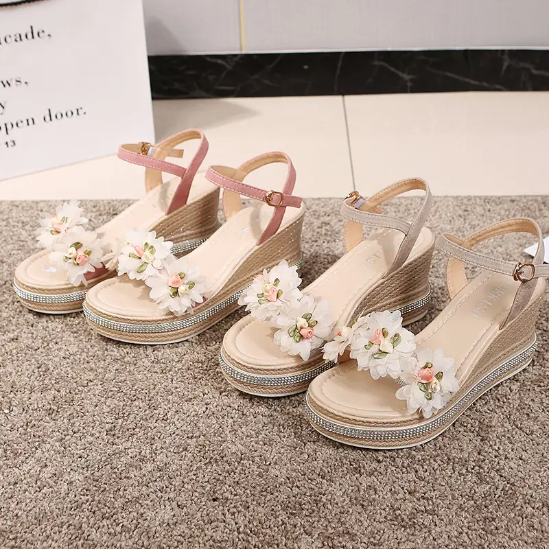 Muffin Wedge Beaded Flower Buckle Sandals