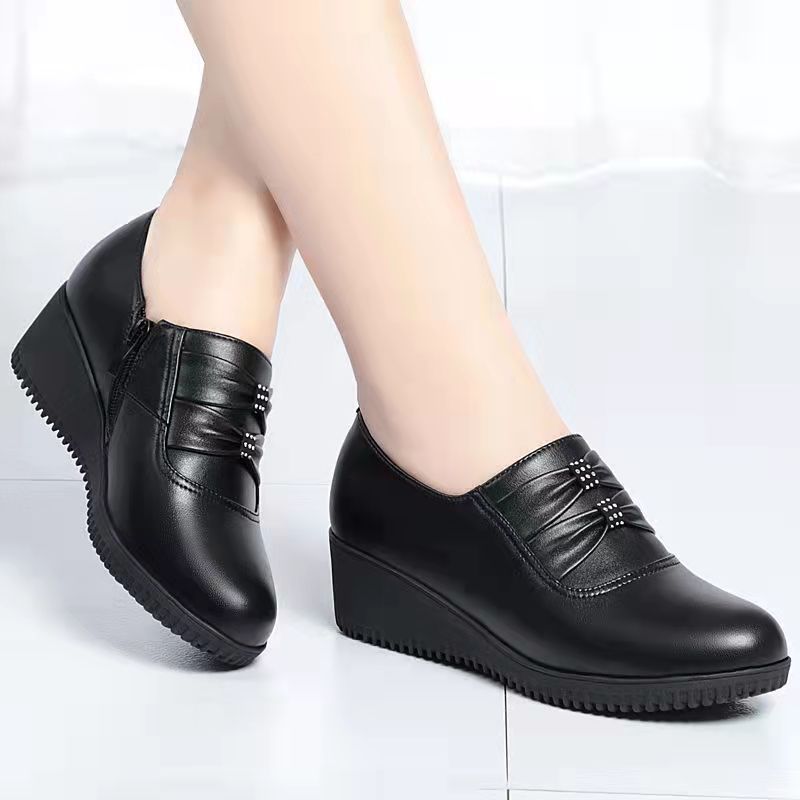 Black Work Shoes For Middle-aged And Elderly Mothers