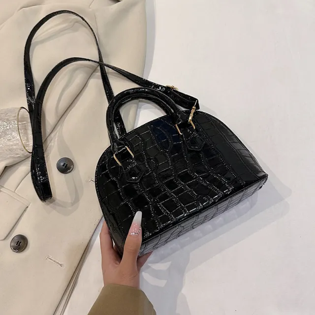 Summer New Simple Casual Retro Western Style Shoulder Messenger Bag Black - Shop at LoveMi
