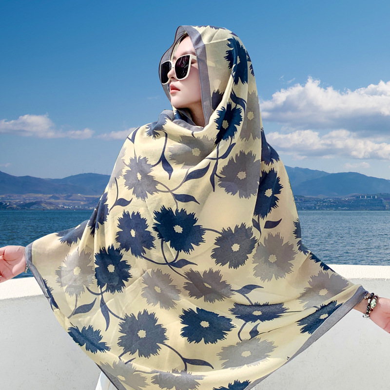 Women's Outer Scarf For Traveling In Western Sichuan Grassland - Image 3