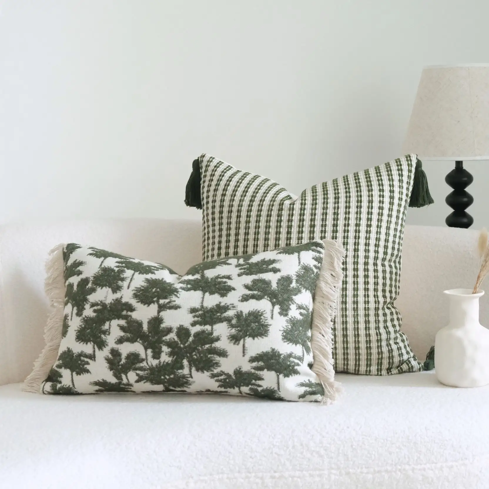 Green Cotton And Linen Tassel Hotel Sample Room Pillow
