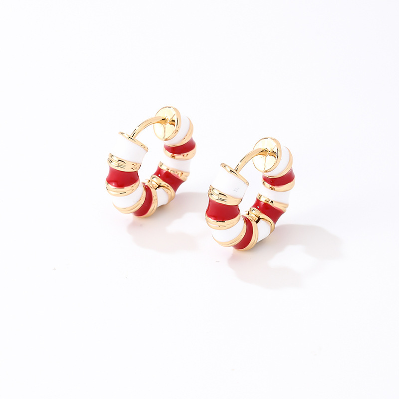 Retro Classy Earrings With A European And American Vibedainty And Versatile