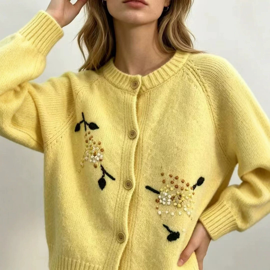 French-style Gentle Embroidered Knit Sweater For Women — image 1