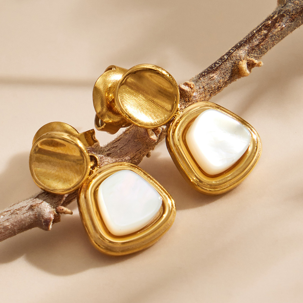 Retro Natural Mother-of-pearl Earrings