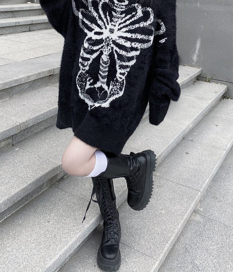 French Retro Sweet Hot Girl Off-shoulder Sweater