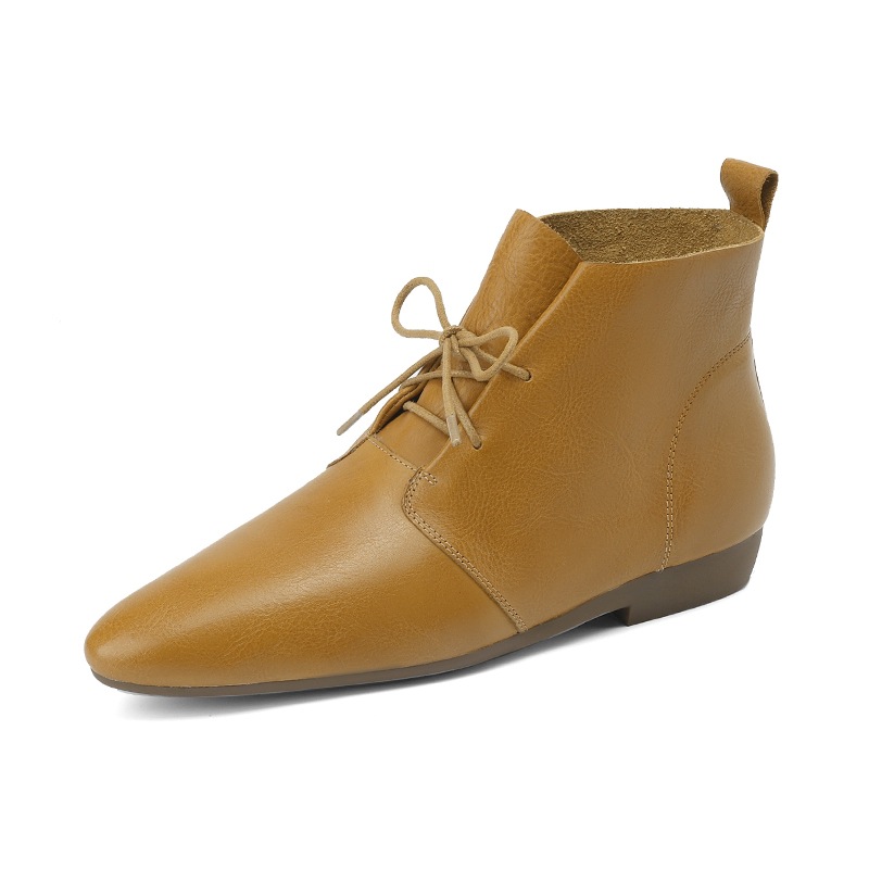 Versatile Casual Ankle Boots With A Round Toe And Flat Sole In A Vintage Style