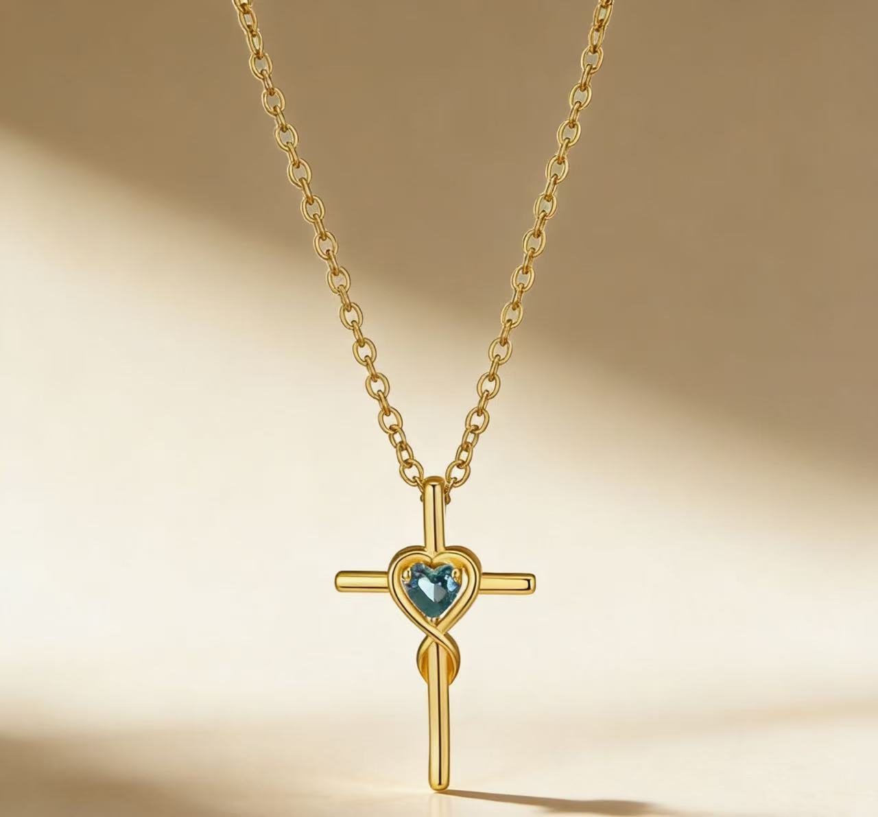 Heart Shaped Necklace For Women Clavicle Length Chain With A Heart Pendant