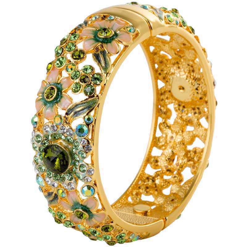 Womens Diamond-encrusted Full-circle Bracelet