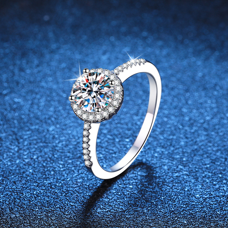 925 Sterling Silver Platinum Plated Moissanite Ring 1 Karat Round Bag Full Diamond Moissanite Ring