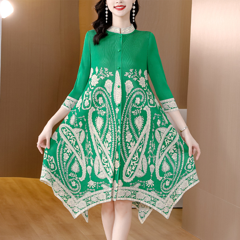 Pleated Print Long-Sleeve Dress, picture 6 of 8