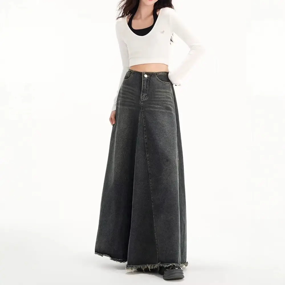 High-waisted Figure-flattering A-line Flared Retro Denim Skirt That Hugs The Hips