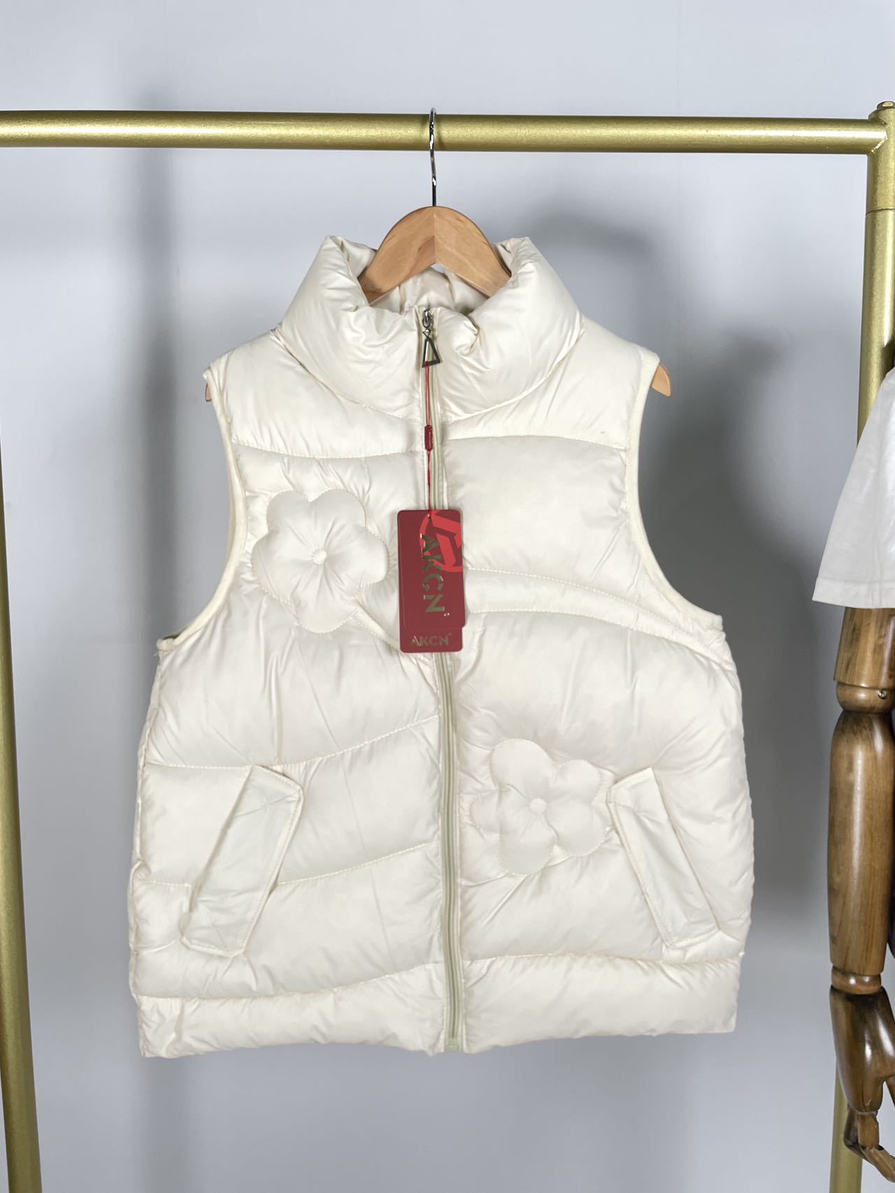 https://cf.cjdropshipping.com/quick/product/f9a67bc8-6447-4bc7-8860-1af323678953.jpg