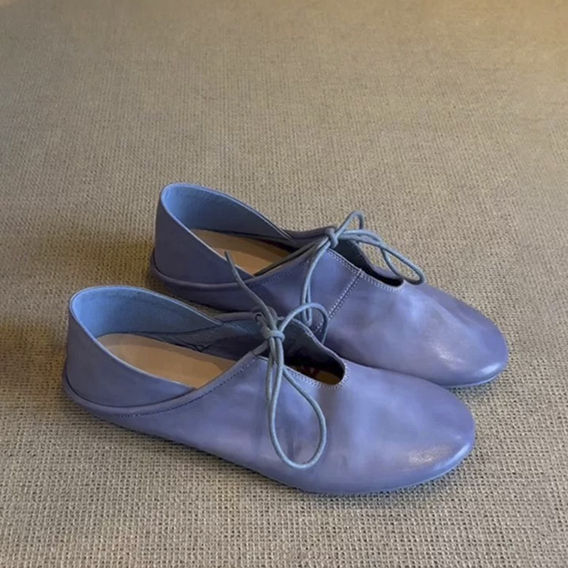 Lace-up Hollow-out Round-toe Flat Leather Shoes