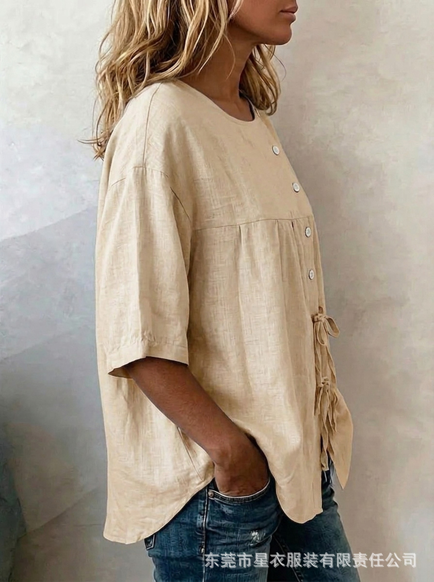 Women's linen shirt – lace-up neckline and 3/4 sleeve detail close-up