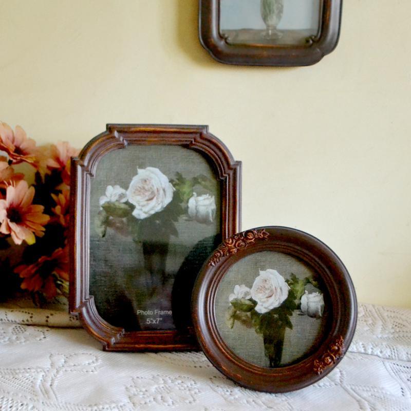 Wood-look Photo Frame Decorative Painting