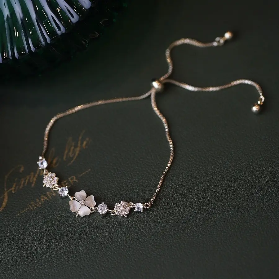 925 Sterling Silver Opal Four-leaf Clover Bracelet