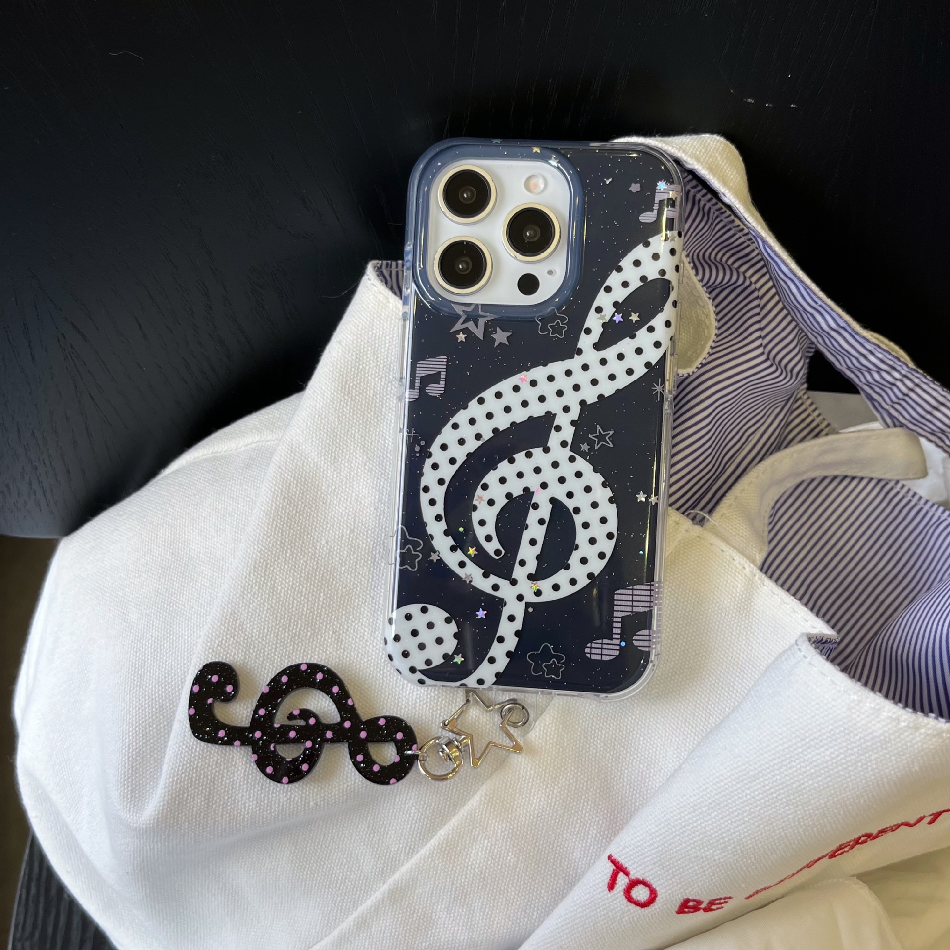 Minimalist Design With A Full-screen Pattern Of Stars And Musical Notes