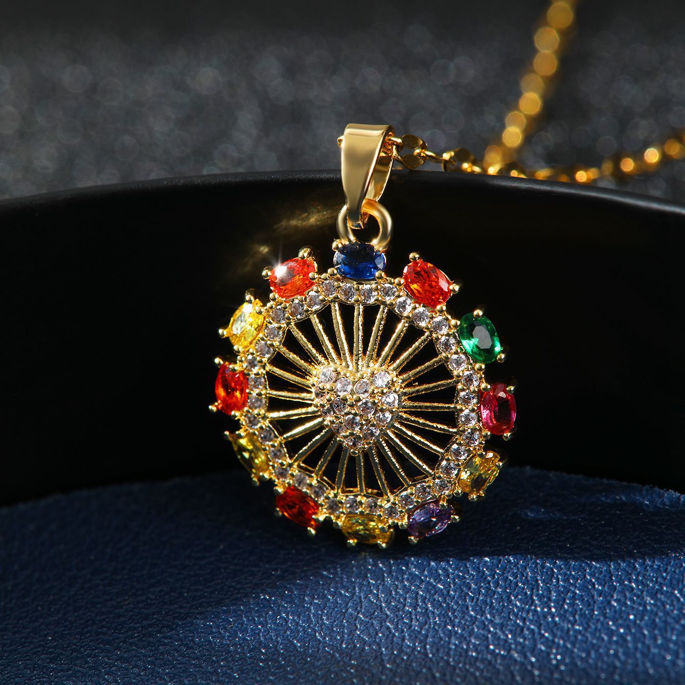 Fashion Peach Heart Colorful Crystals Necklace Does Not Fade For Women