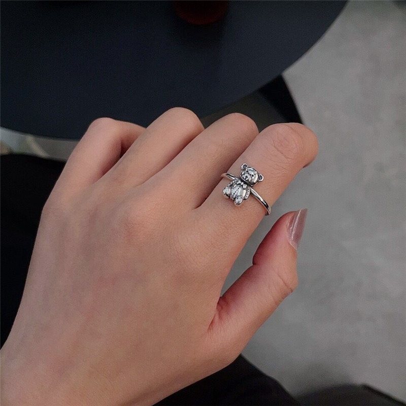 Women's Fashion Cute Bear Ring Vintage