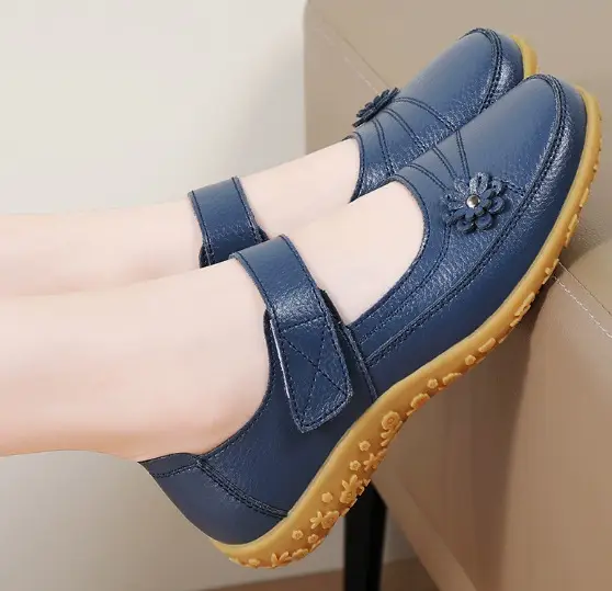 Plus-size Outdoor Travel Casual Shoes Made From Natural Rubber